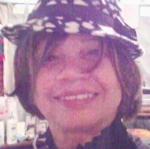 Meet your Posher, Cassandra